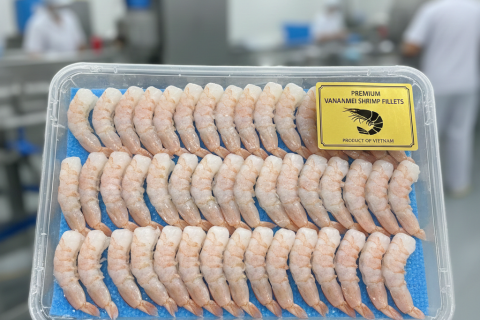 Xuất khẩu tôm tăng cao kỷ lục, bất chấp thách thức